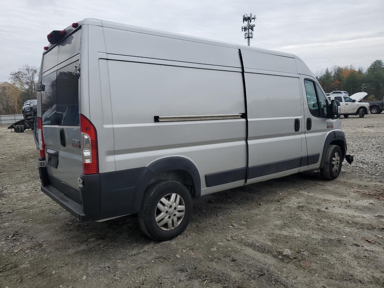 2019 Ram Promaster 2500 Delivery Van - Image 3