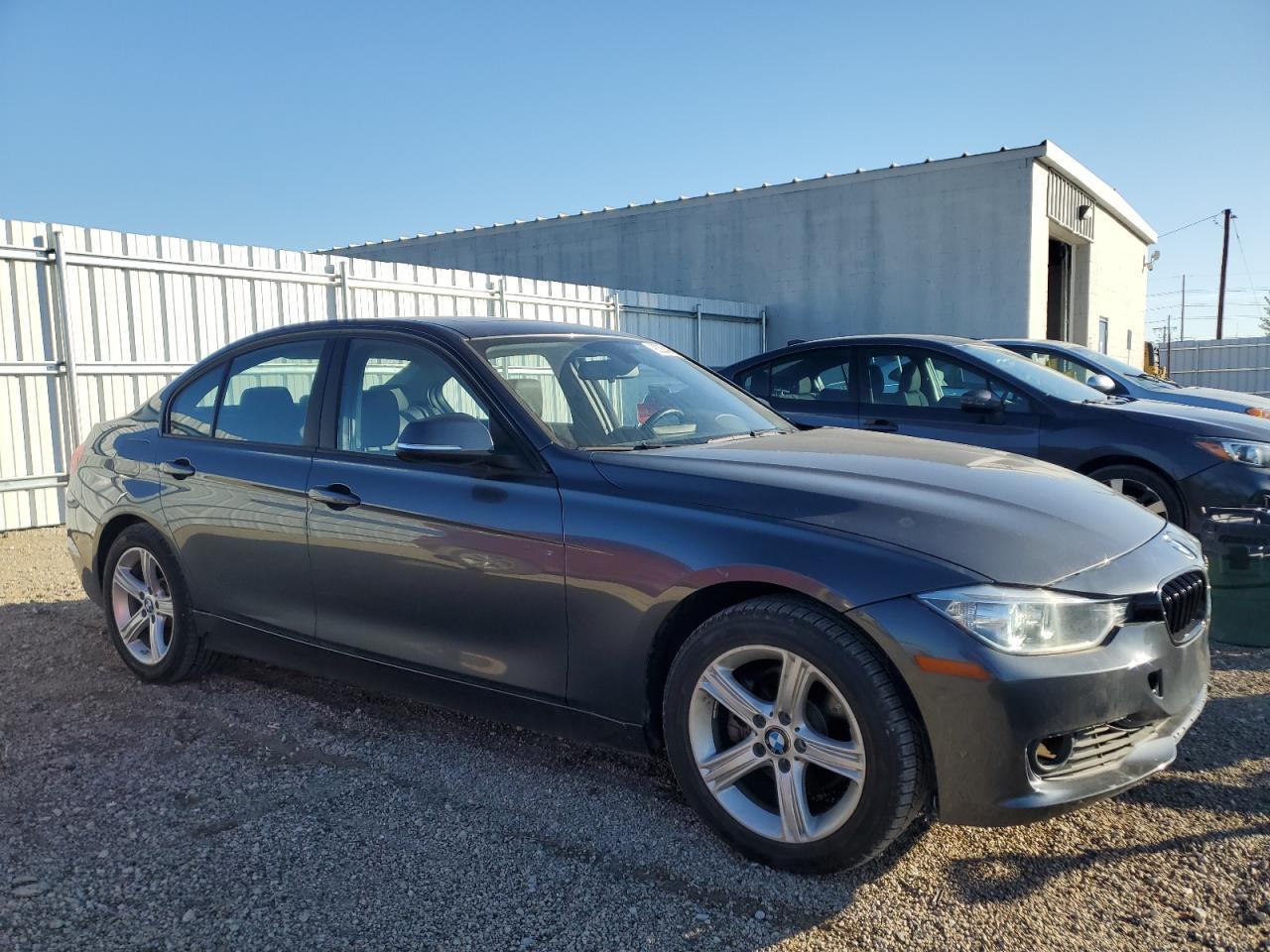 2015 BMW 328 Xi - Фото 4