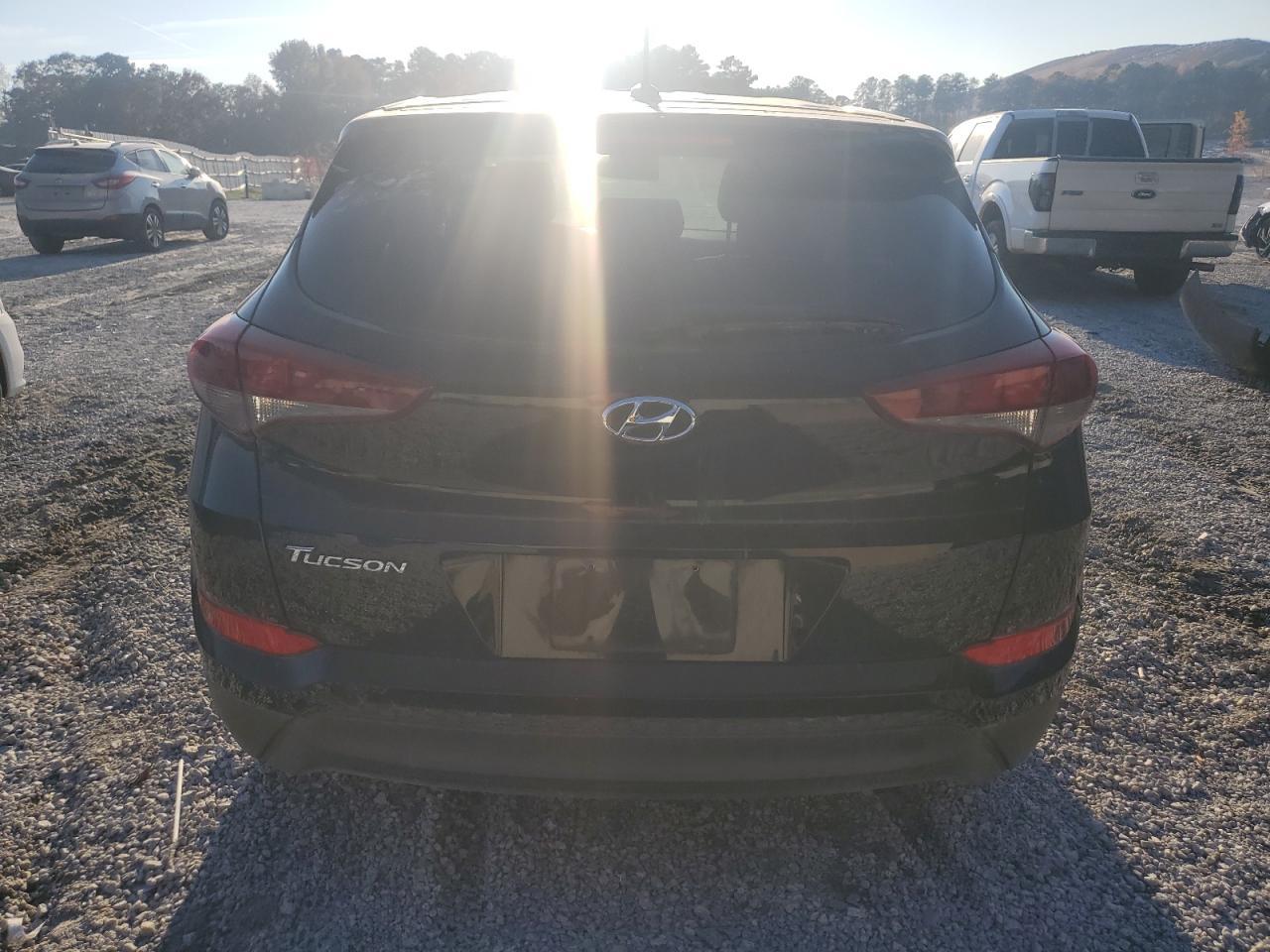 2017 Hyundai Tucson Se - Фото 6