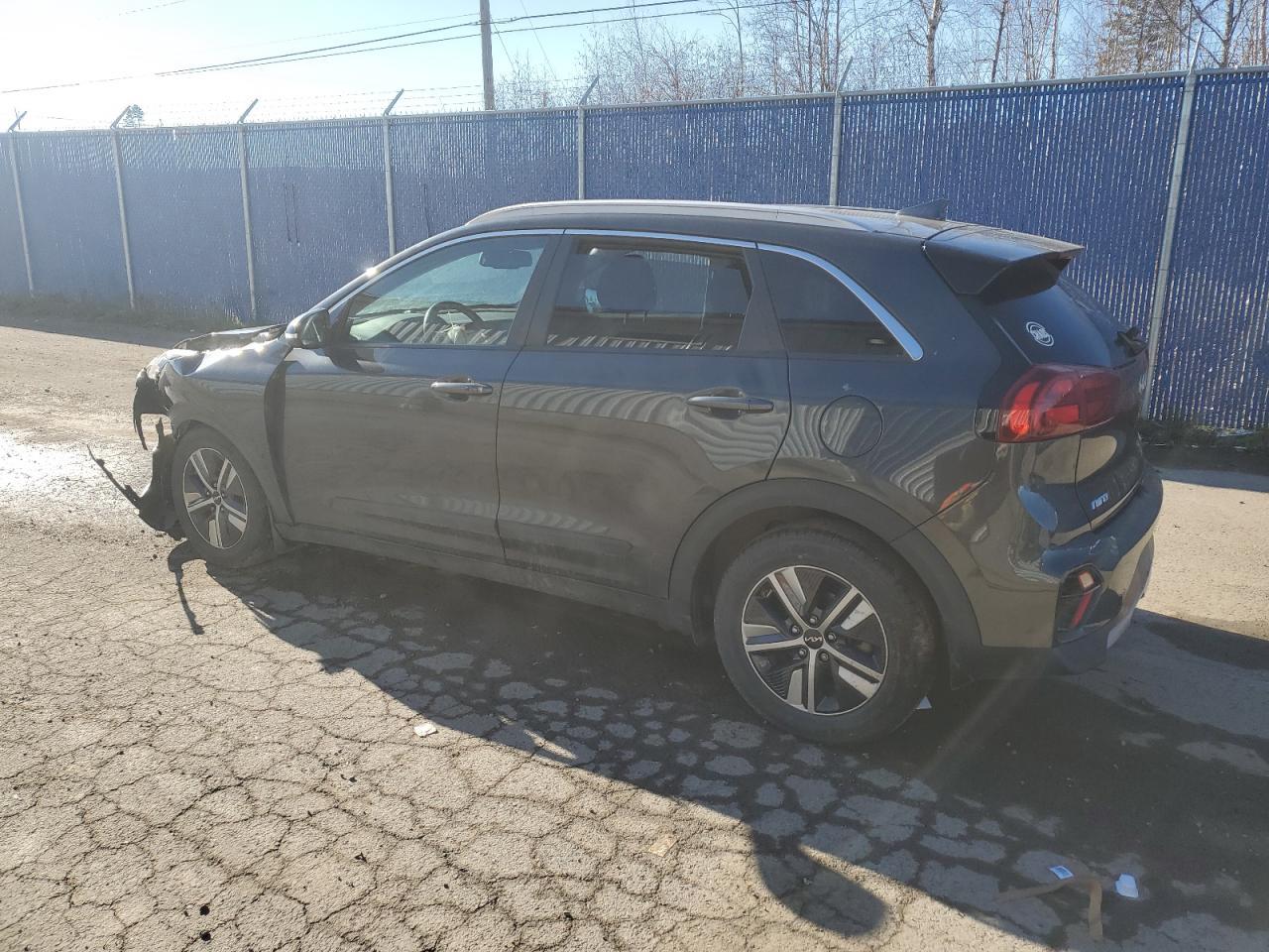 2022 Kia Niro Touring Special Edition - Image 2
