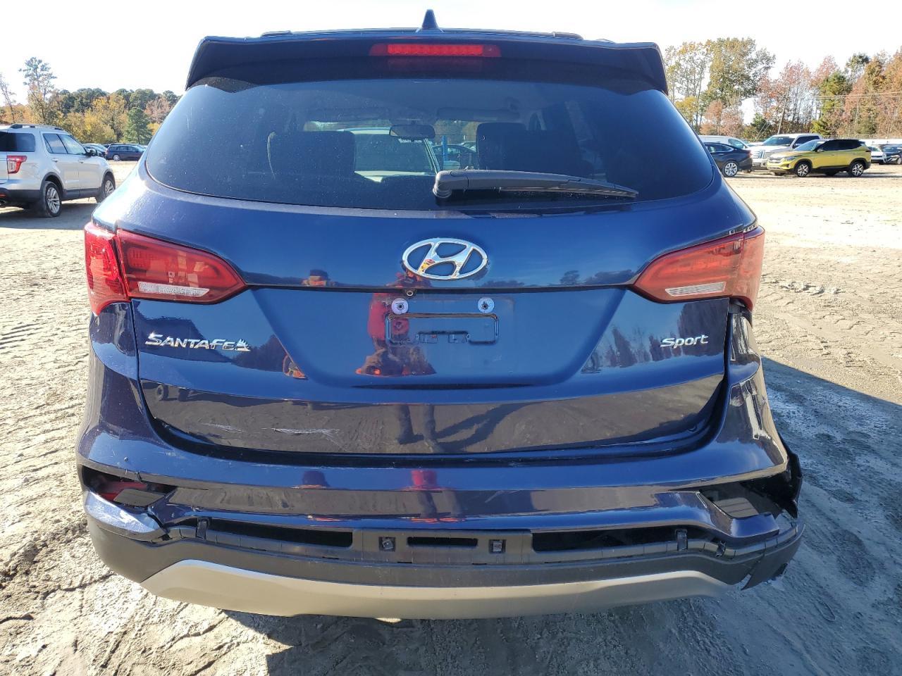 2017 Hyundai Santa Fe Sport - Image 6