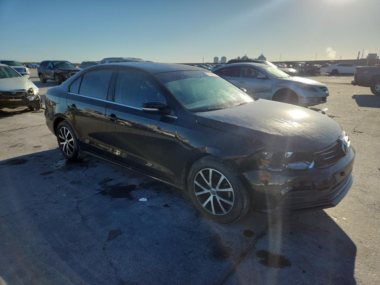 2017 Volkswagen Jetta Se - Image 4