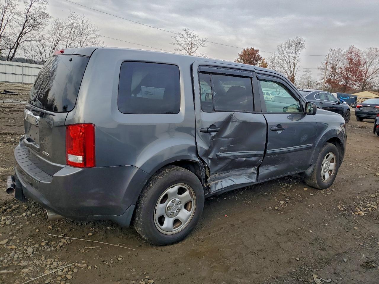 2012 Honda Pilot Lx - Image 3