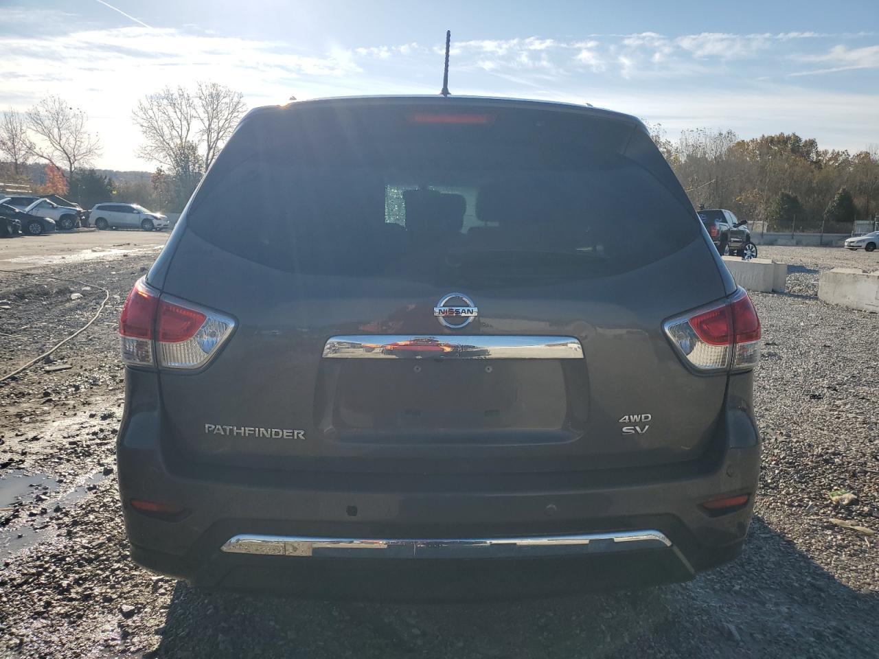 2015 Nissan Pathfinder Sv - Image 6