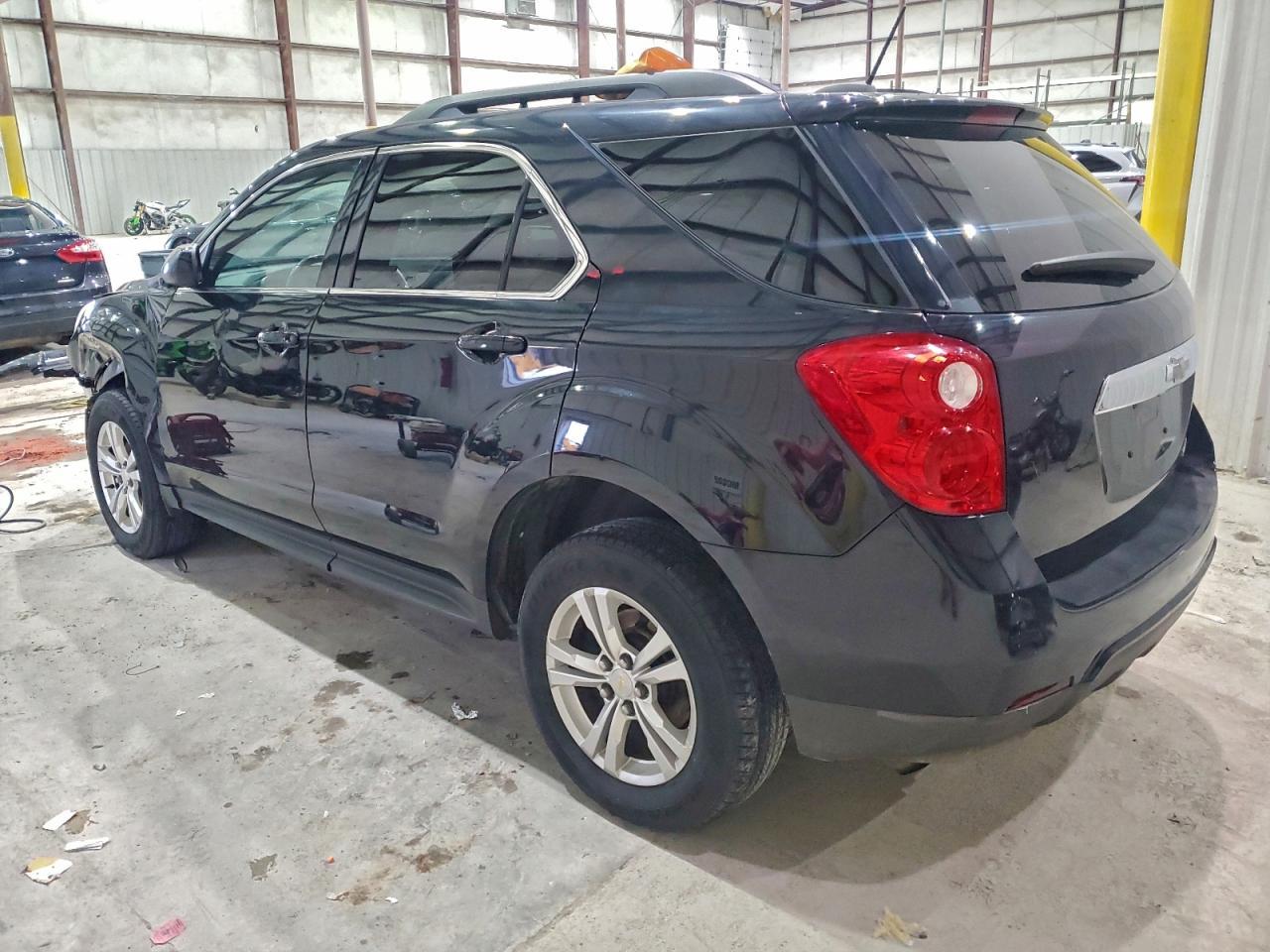 2015 Chevrolet Equinox Lt - Image 2