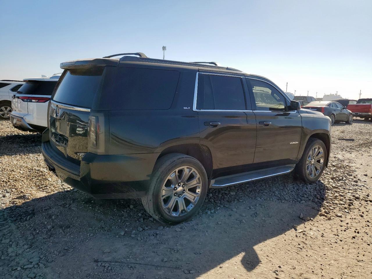 2015 GMC Yukon Slt - Фото 3