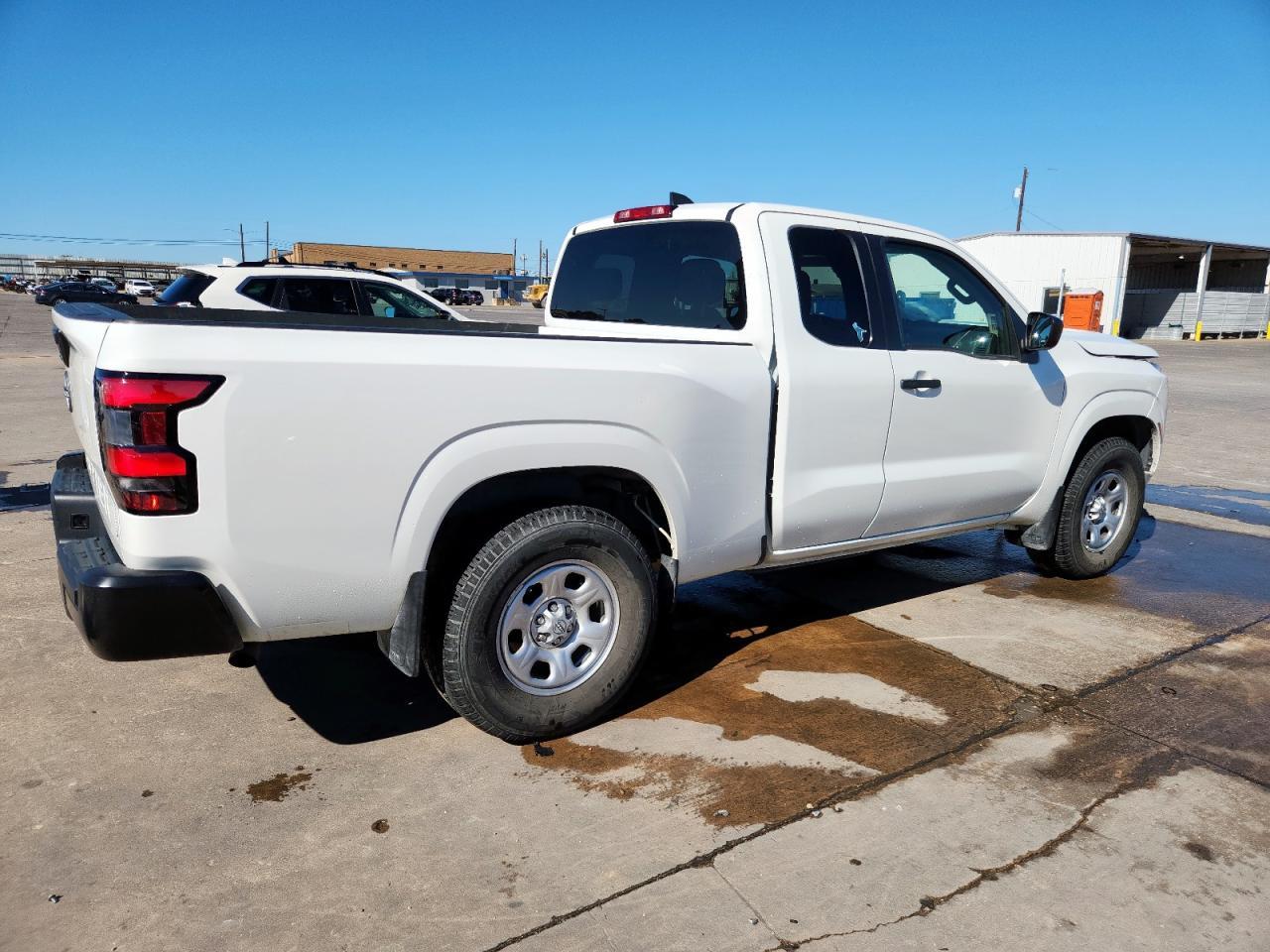 2024 Nissan Frontier S - Image 3