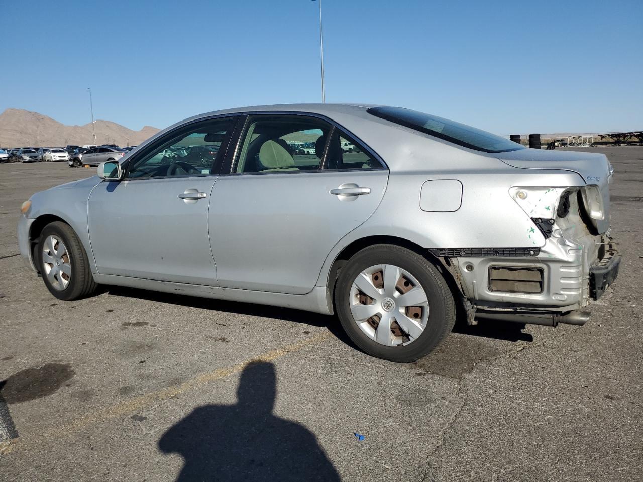 2007 Toyota Camry Le - Фото 2