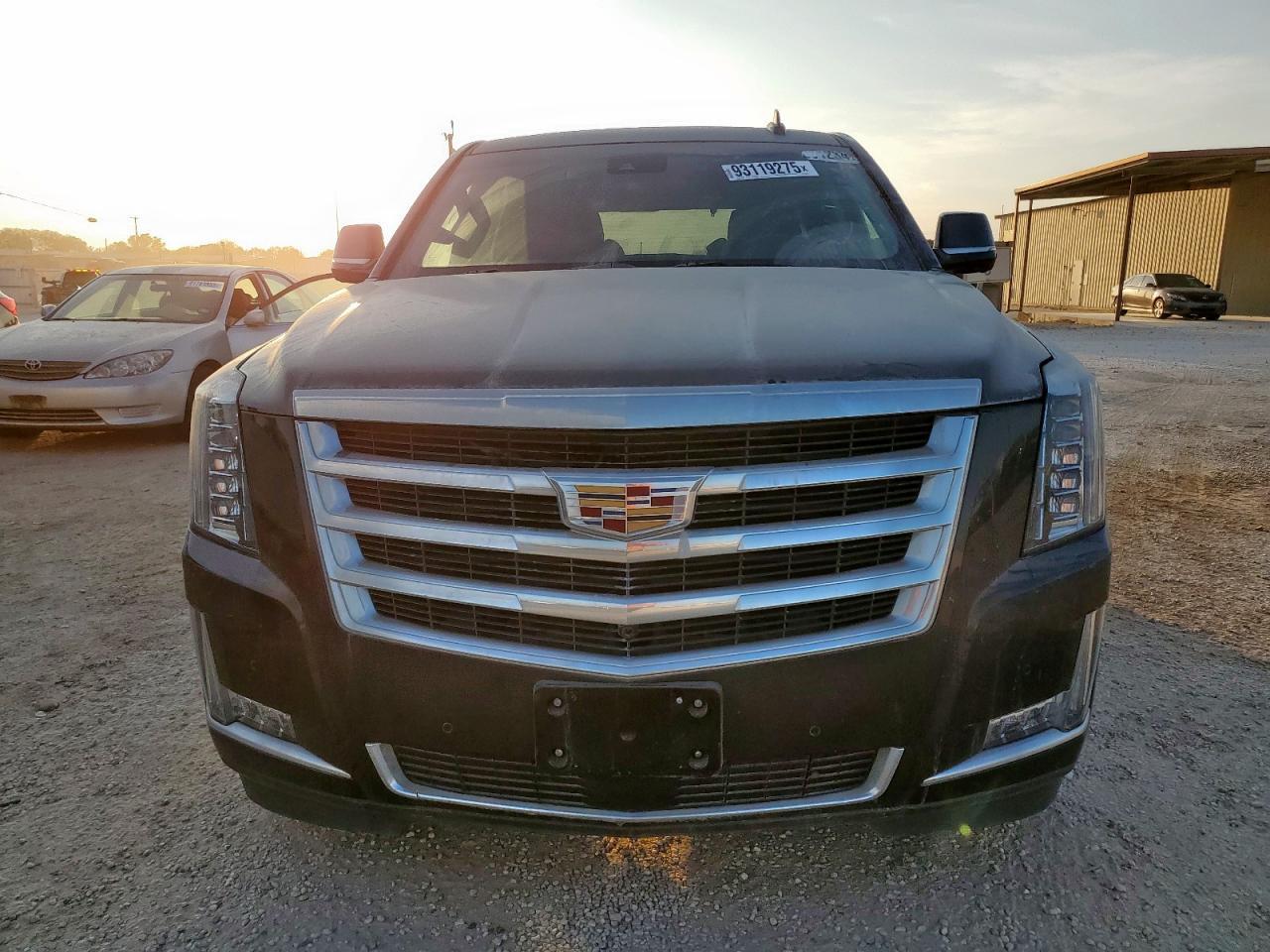 2017 Cadillac Escalade Premium Luxury - Фото 5