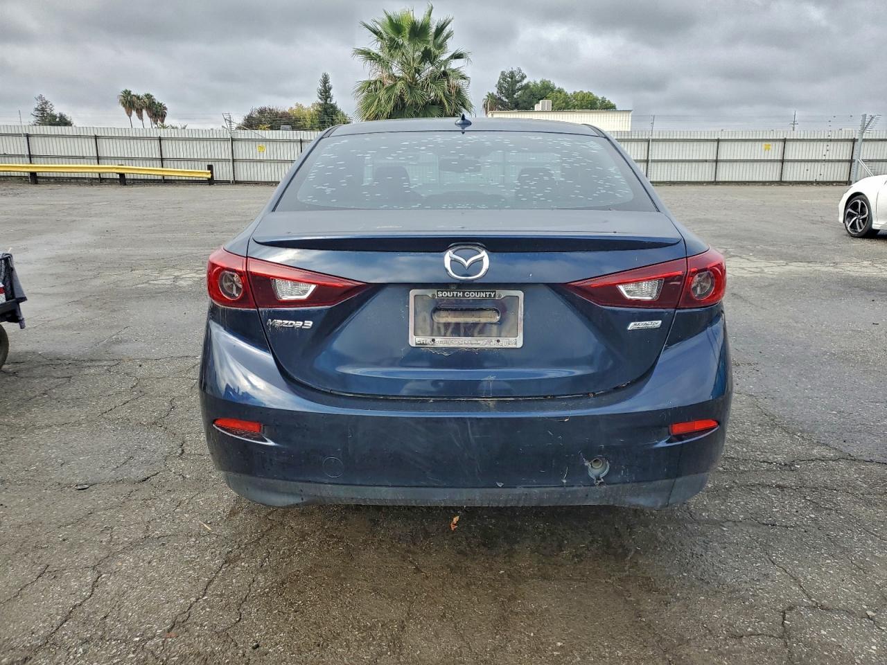 2016 Mazda Mazda3 - Image 6