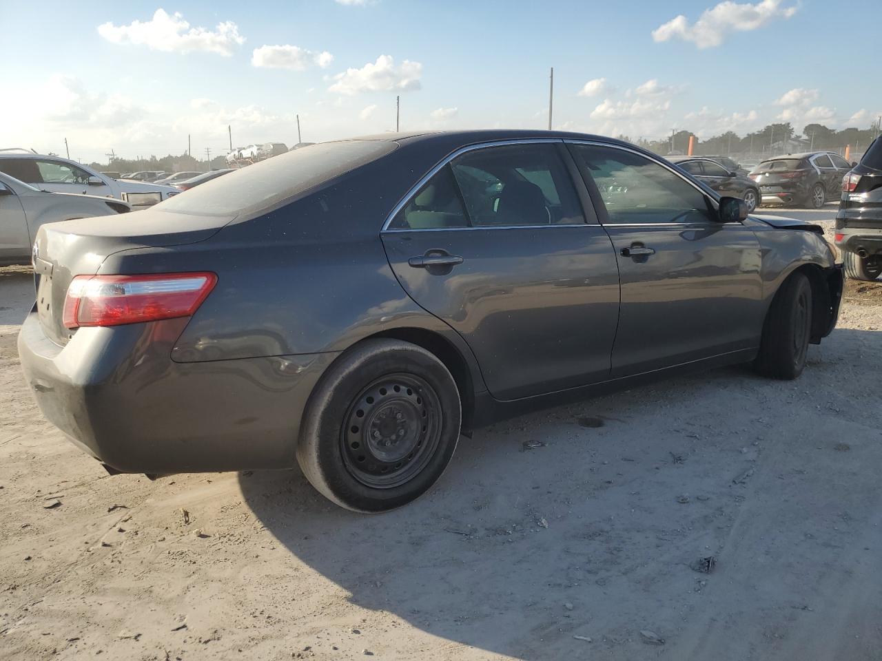 2008 Toyota Camry Ce - Фото 3