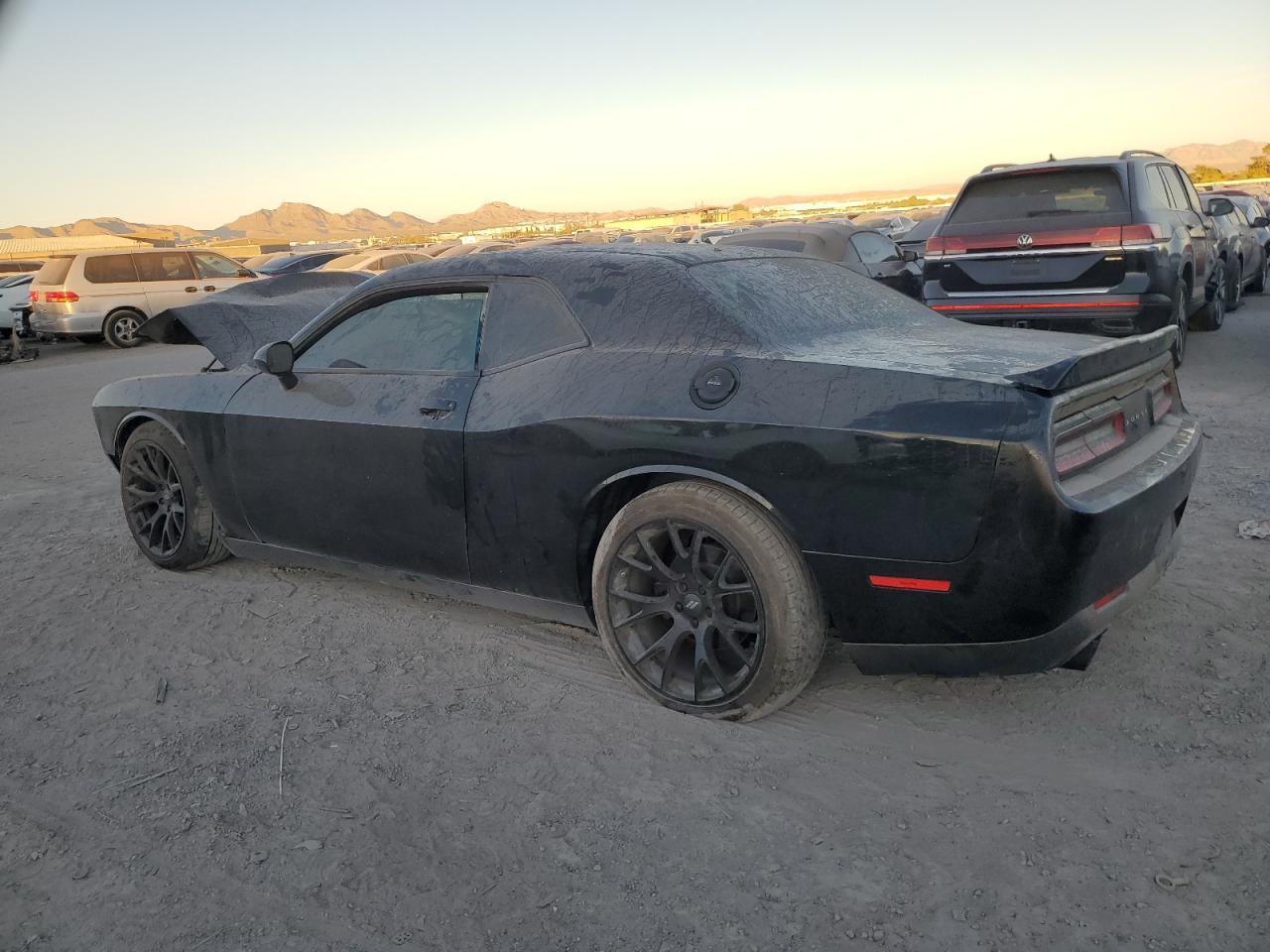 2017 Dodge Challenger R/T - Фото 2