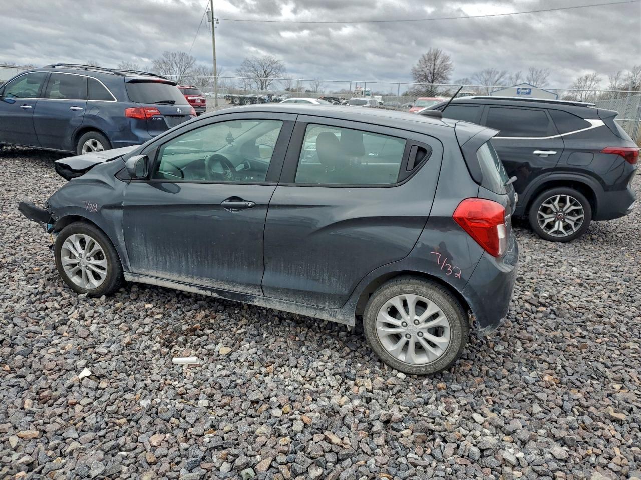 2021 Chevrolet Spark 1Lt - Фото 2