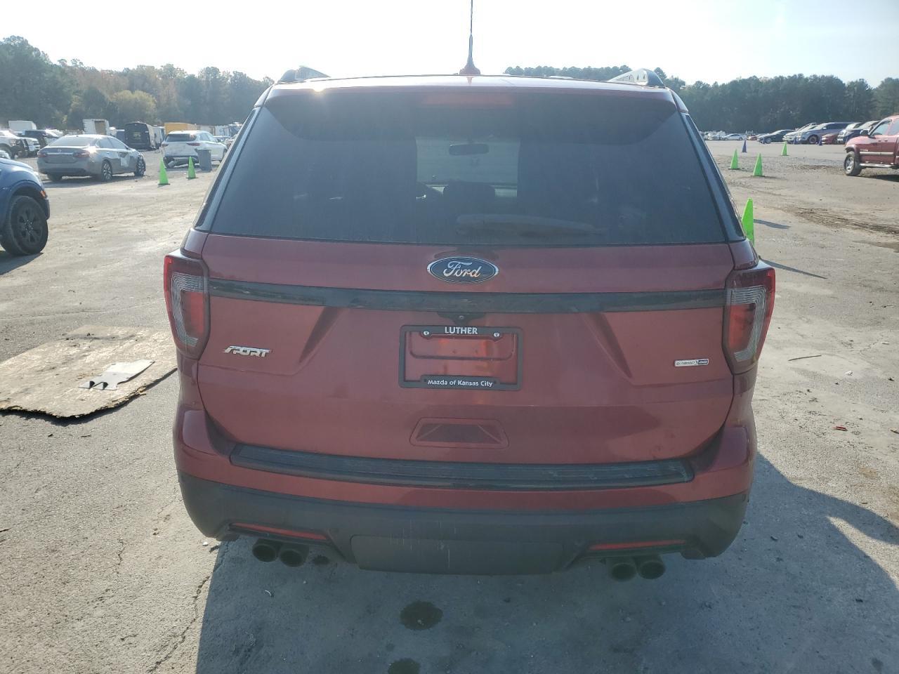 2018 Ford Explorer Sport - Фото 6