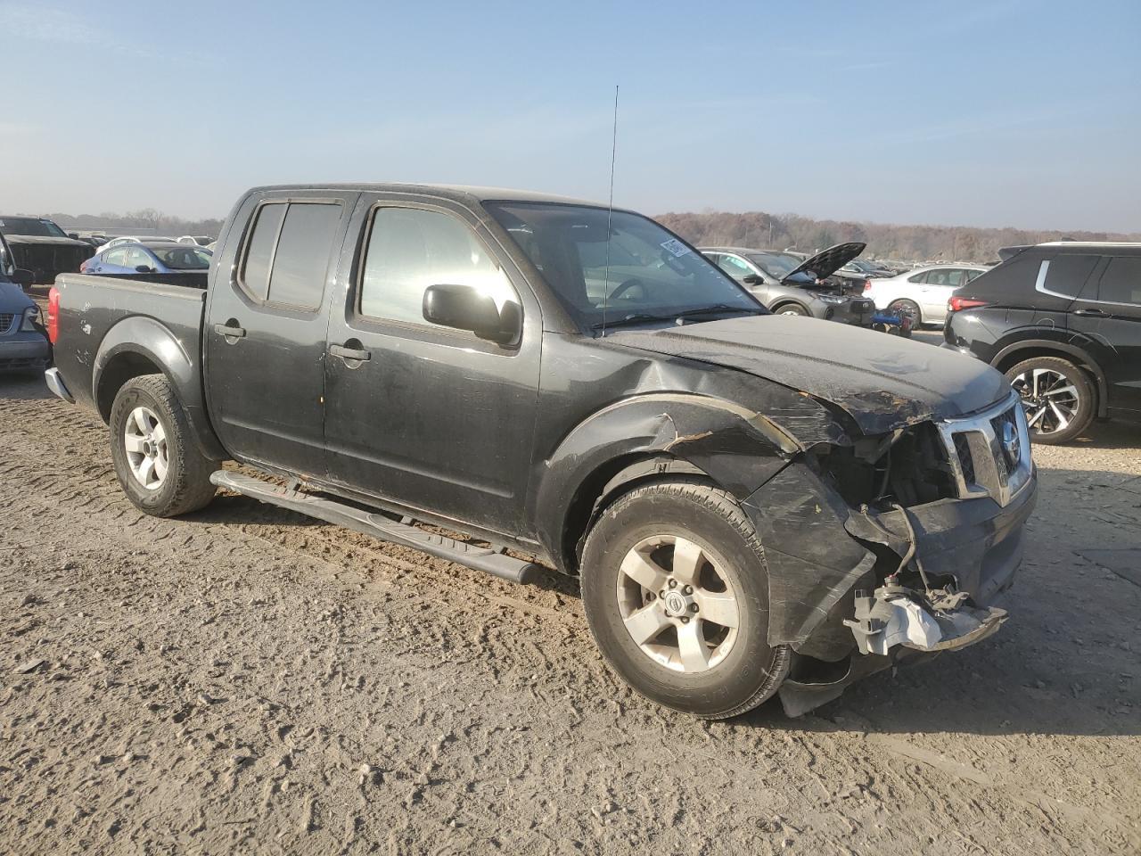 2012 Nissan Frontier - Image 4