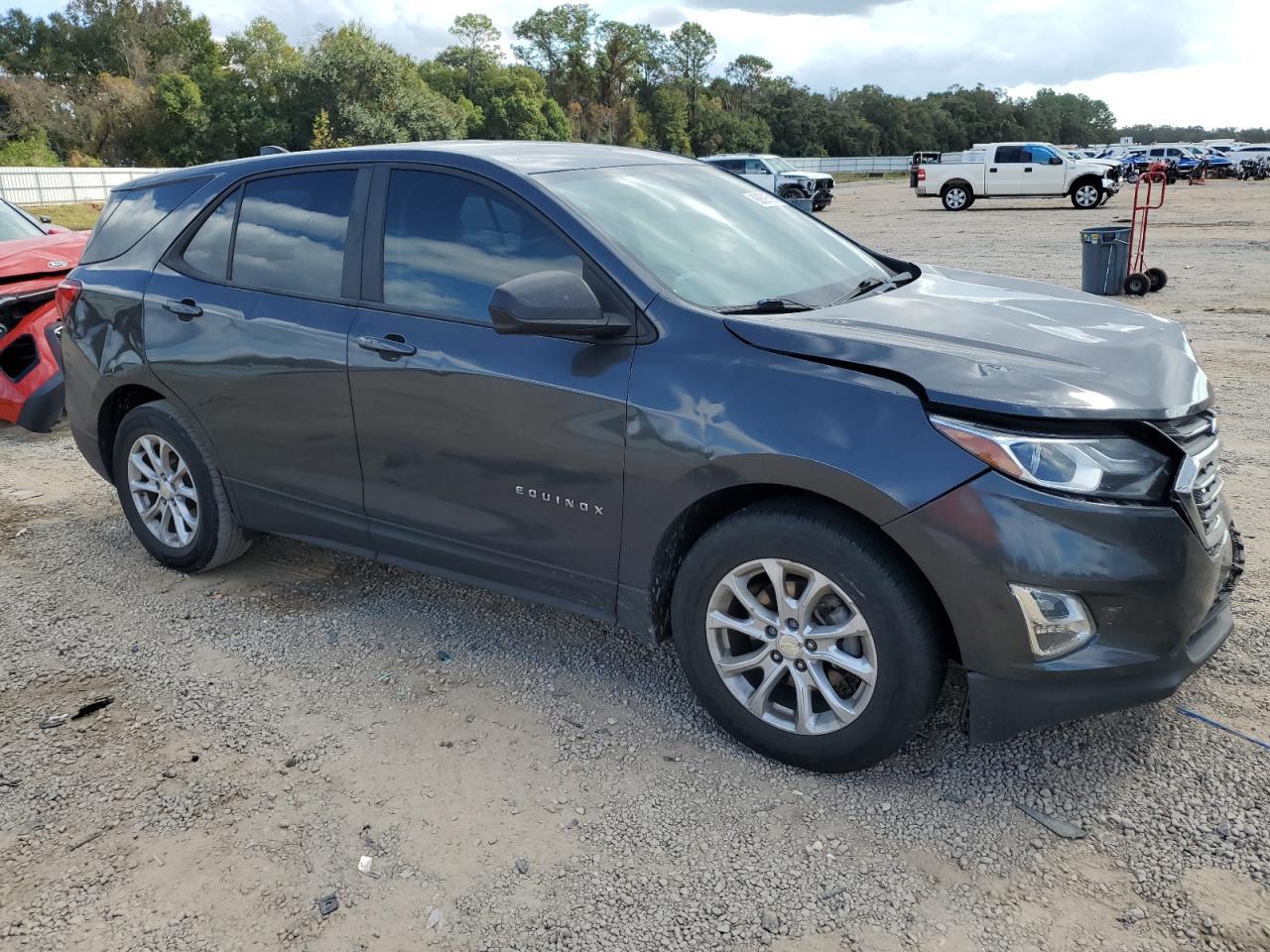 2020 Chevrolet Equinox Ls - Фото 4
