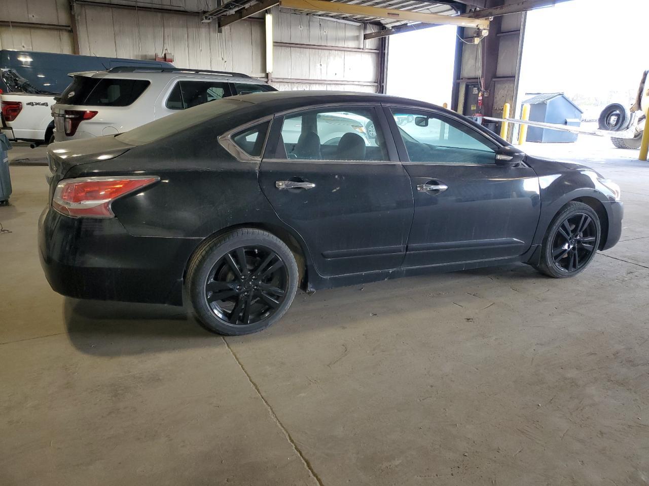 2014 Nissan Altima 3.5S - Фото 3