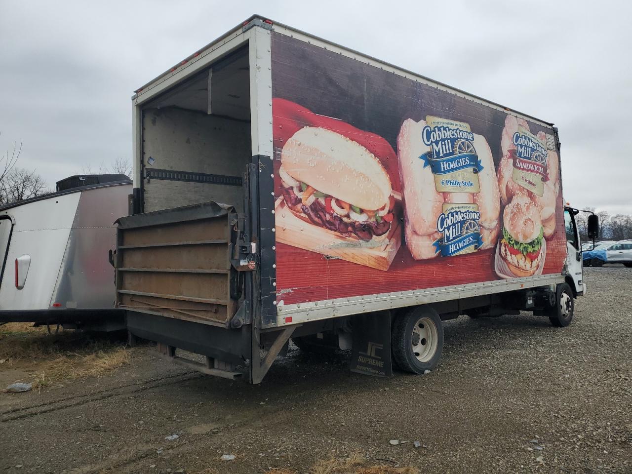 2013 Isuzu Npr Hd Box Truck - Фото 3