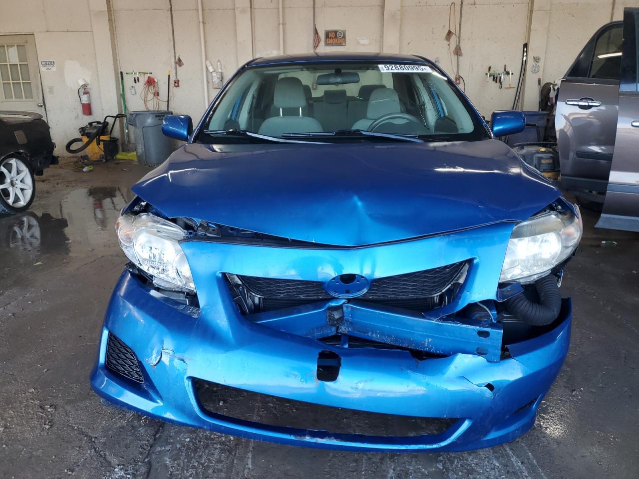 2010 Toyota Corolla Base - Фото 5