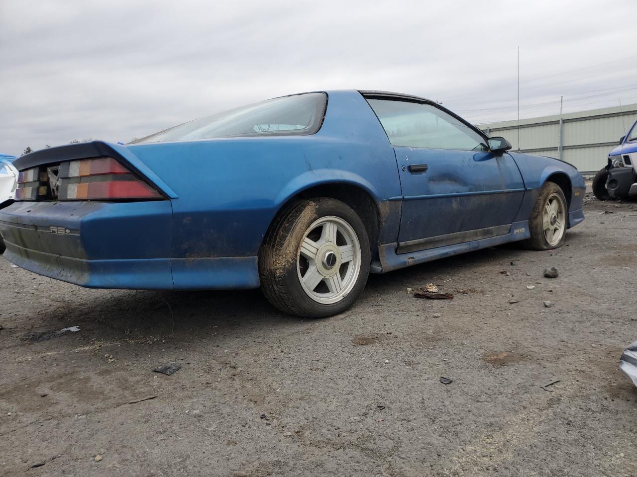 1992 Chevrolet Camaro - Фото 3
