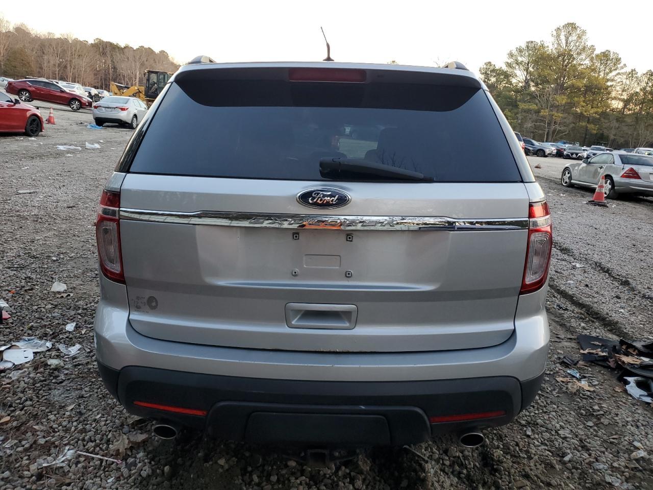2013 Ford Explorer - Фото 6