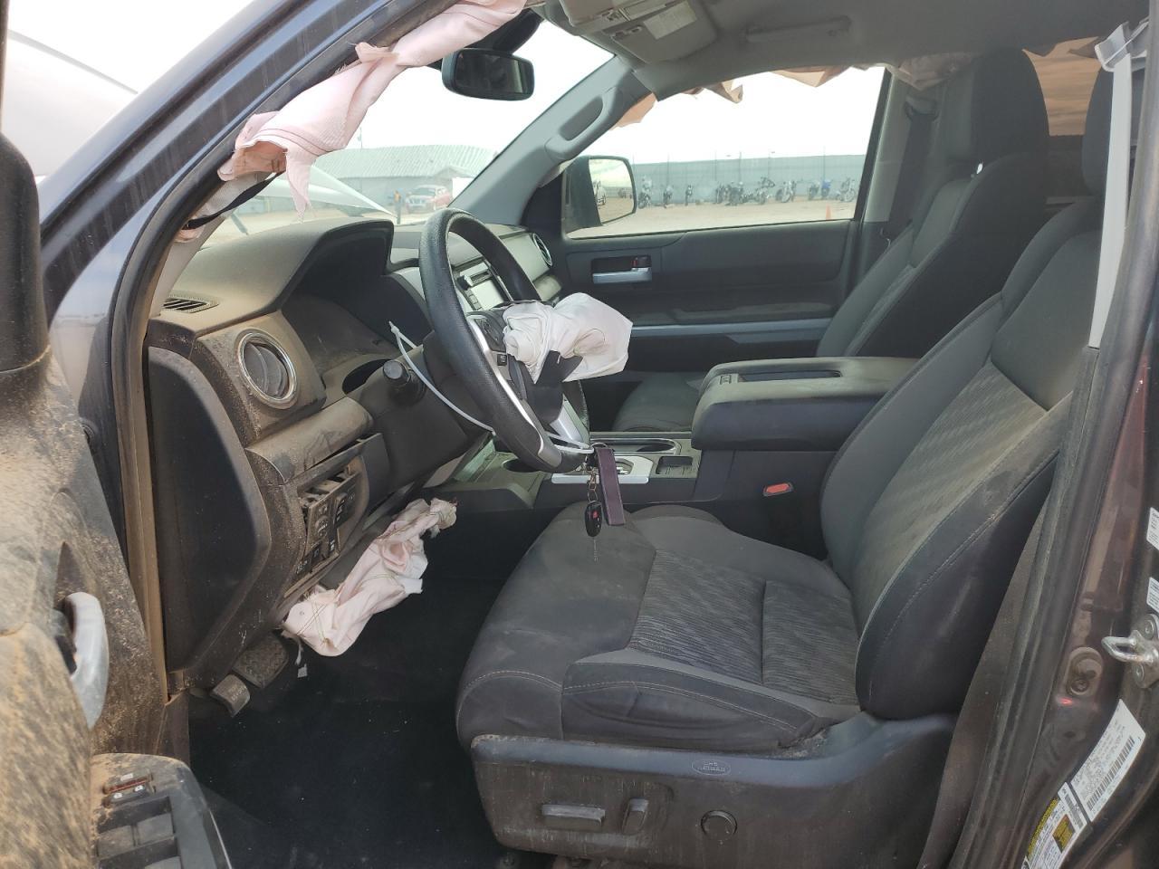 2019 Toyota Tundra Crewmax Sr5 - Image 7