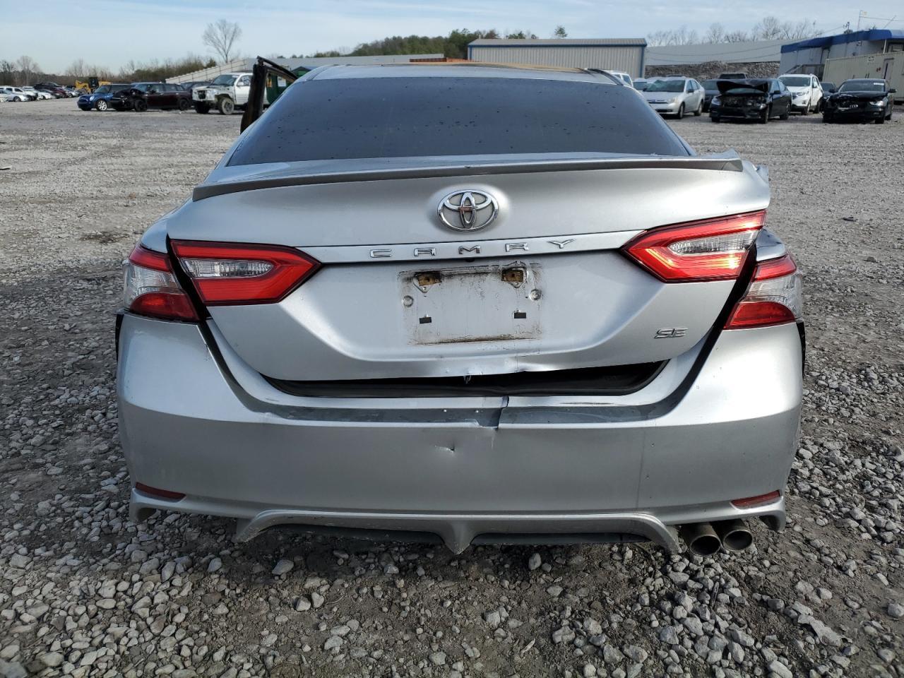 2018 Toyota Camry L - Фото 6