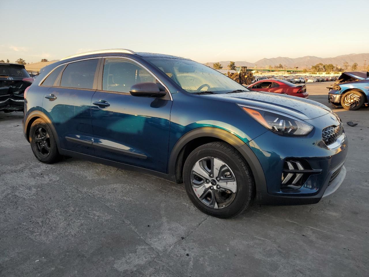 2020 Kia Niro Lx - Image 4