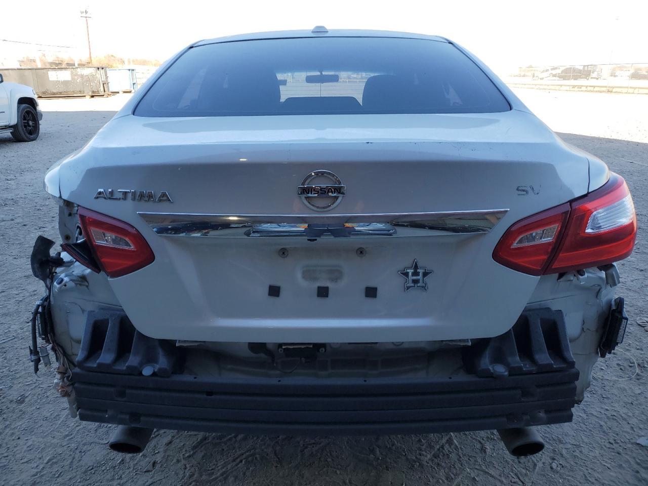 2017 Nissan Altima 2.5 - Фото 6