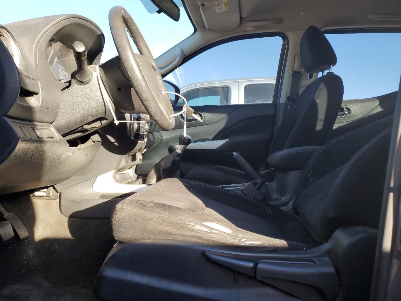 2019 Nissan Frontier L - Фото 7