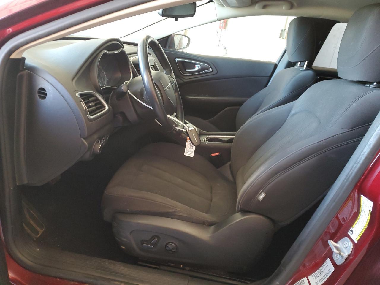 2015 Chrysler 200 Limited - Image 7