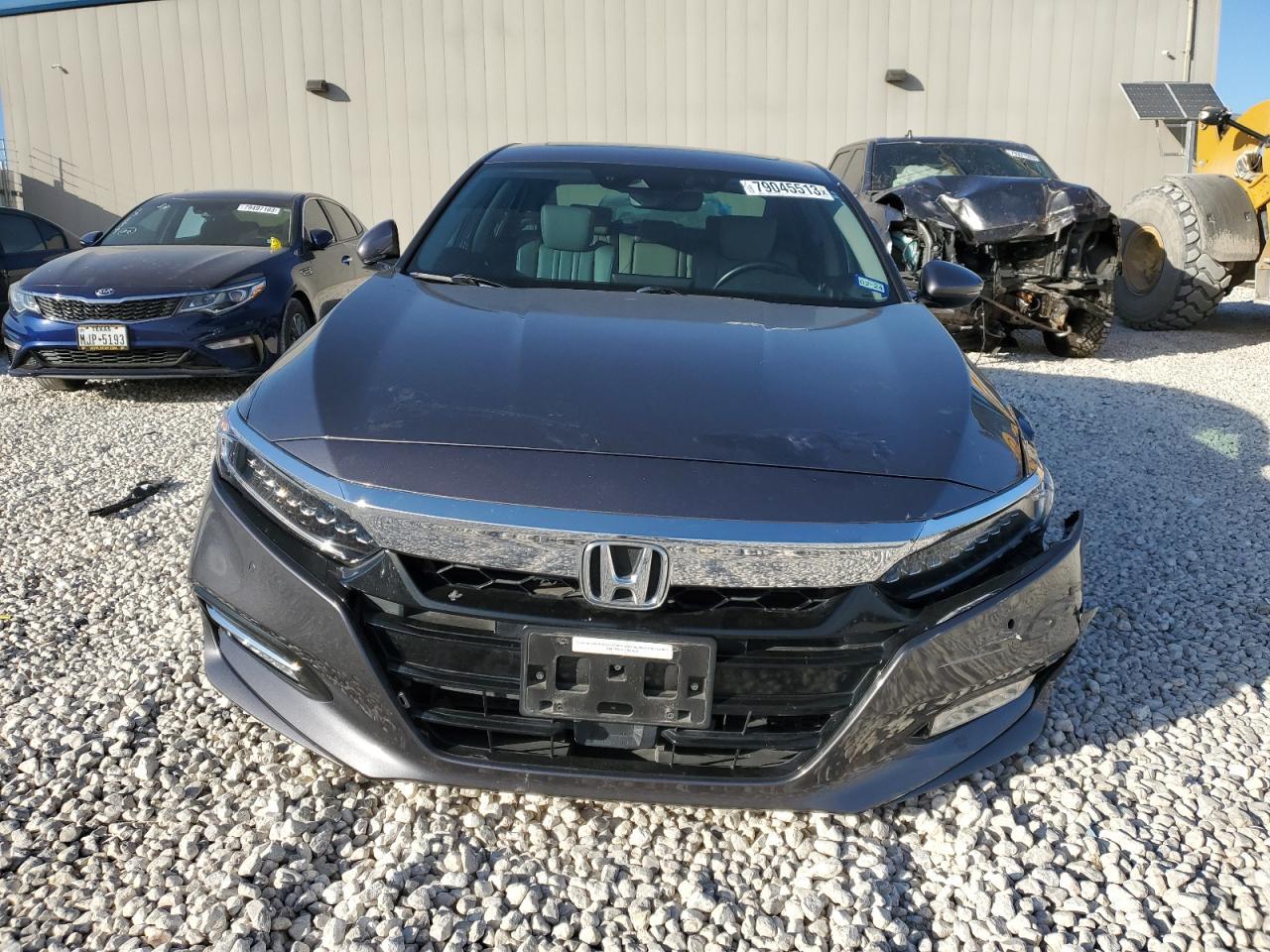 2018 Honda Accord Touring Hybrid - Image 5
