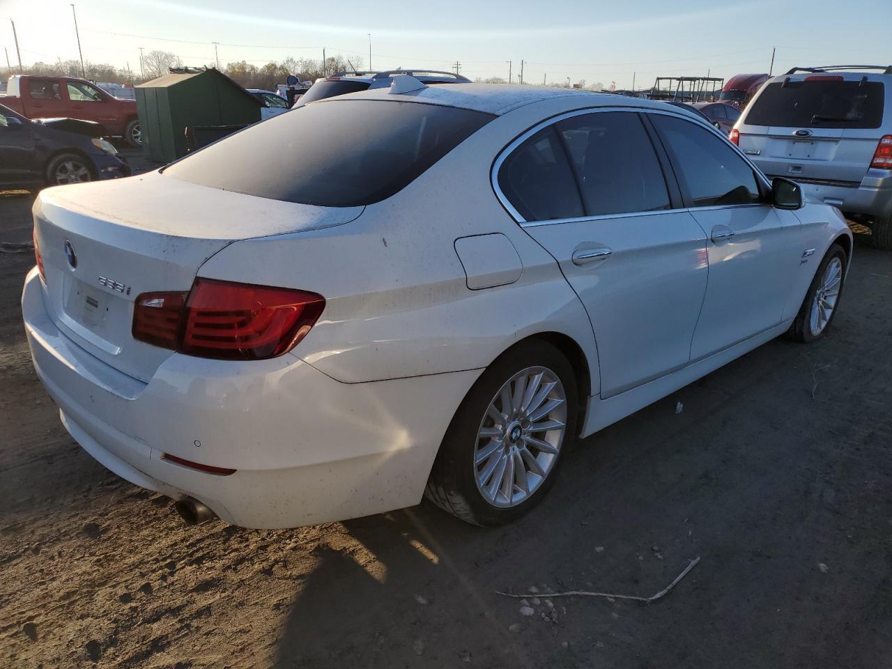 2011 BMW 535 Xi - Фото 3
