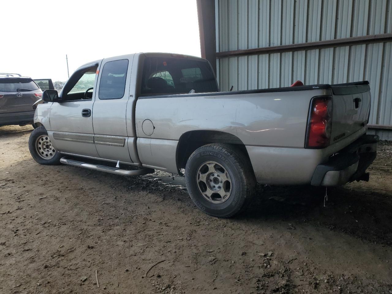2004 Chevrolet Silverado C1500 - Фото 2