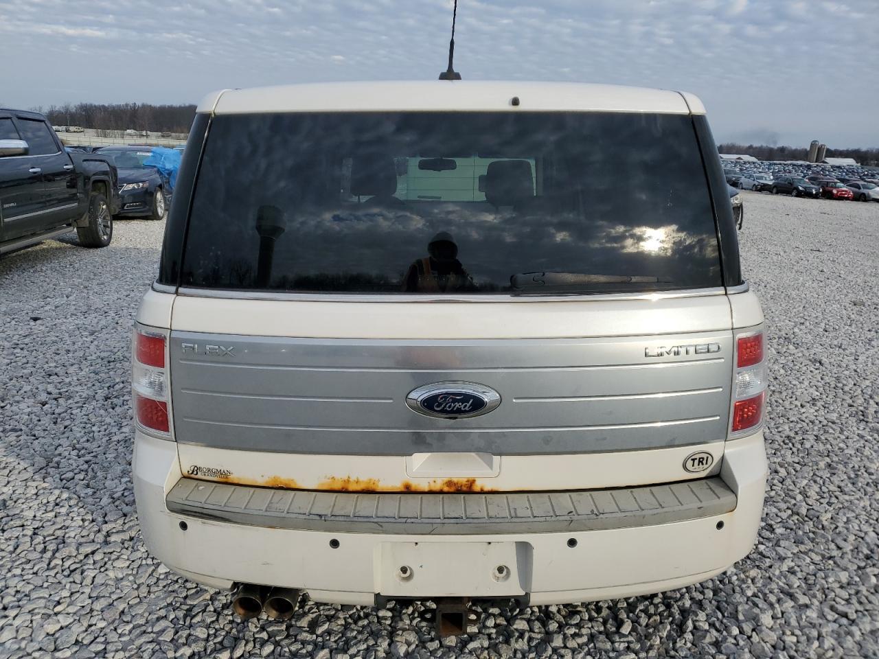 2009 Ford Flex Limited - Image 6