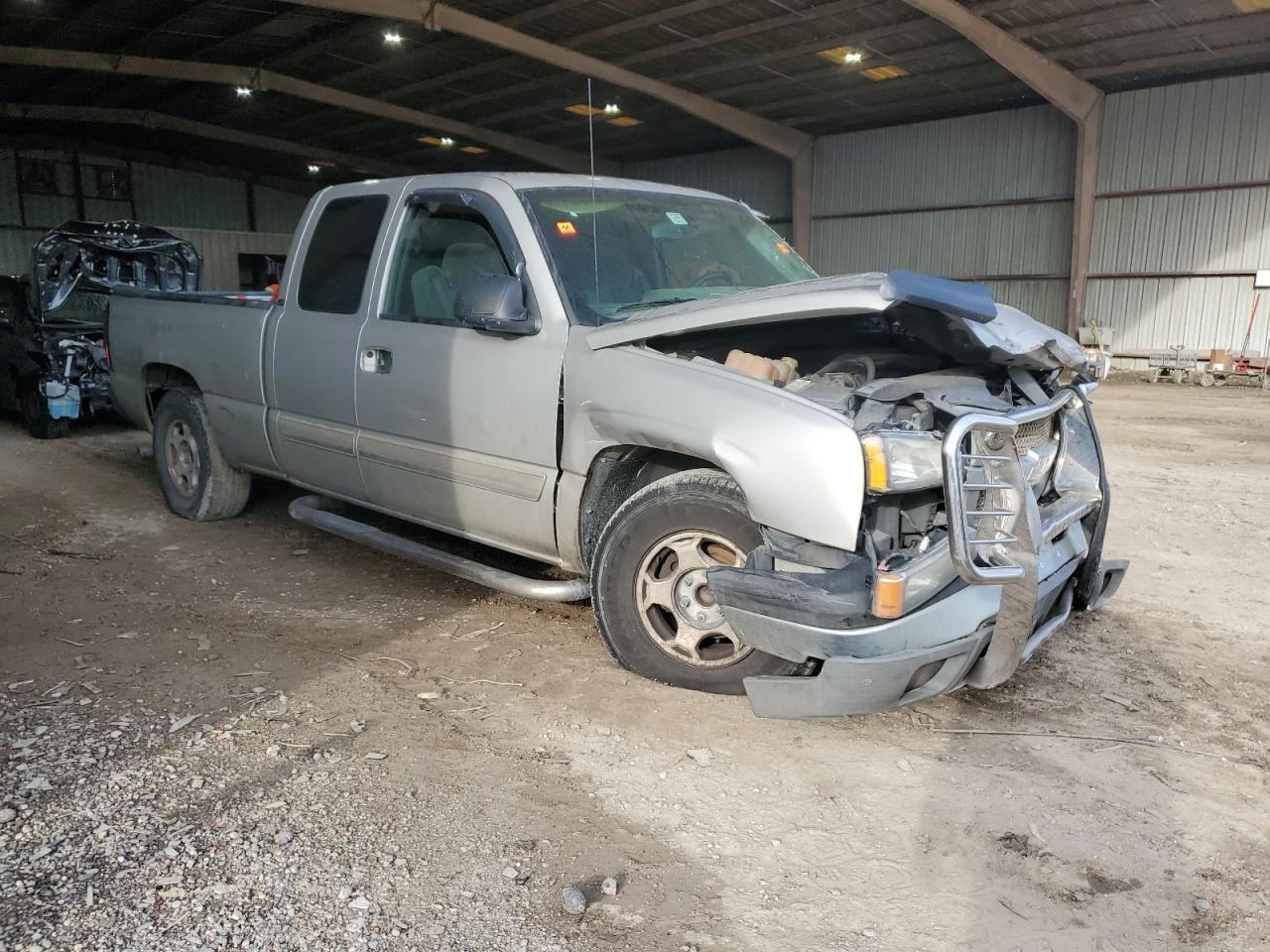 2004 Chevrolet Silverado C1500 - Фото 4