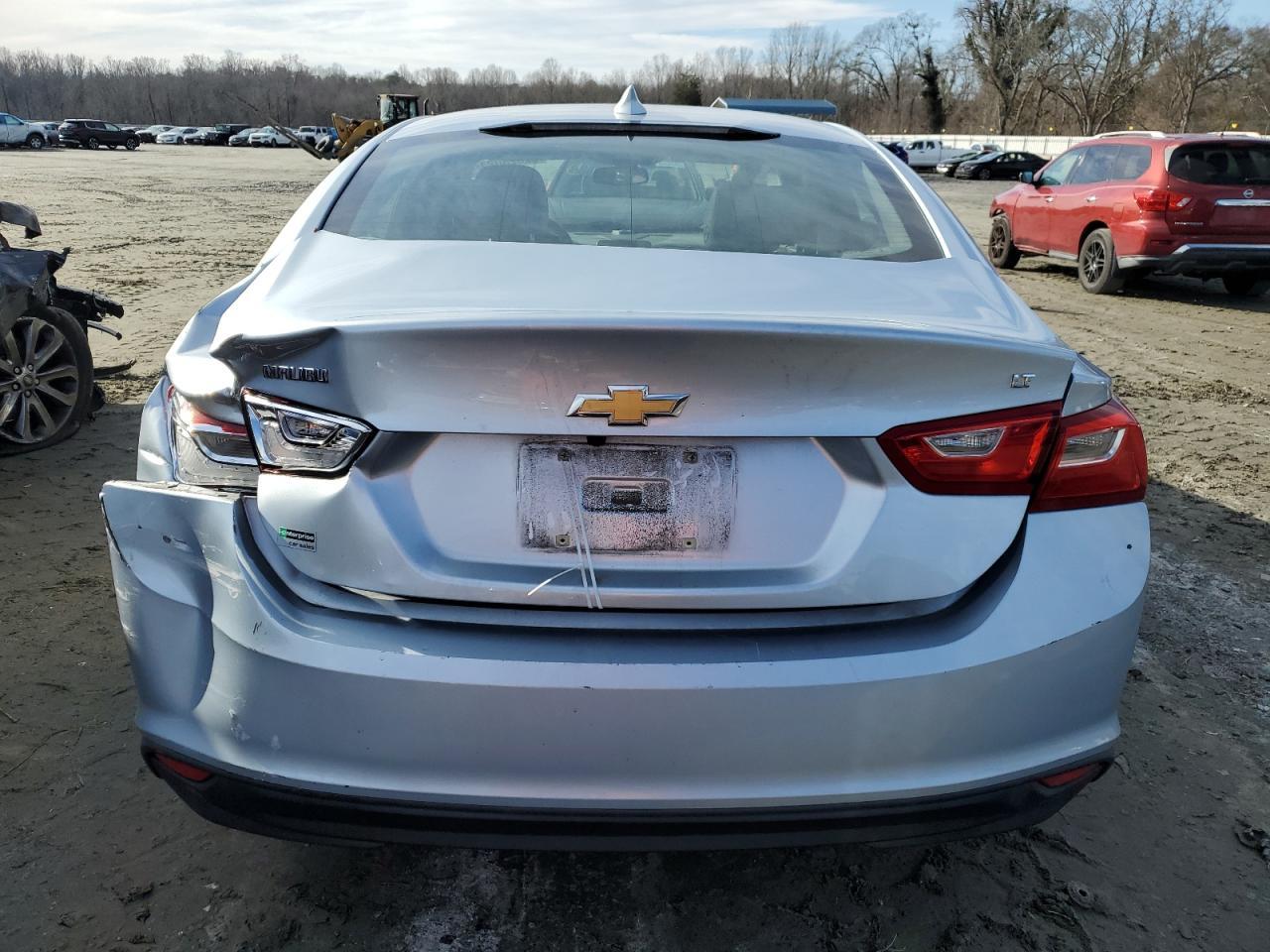 2017 Chevrolet Malibu Lt - Image 6