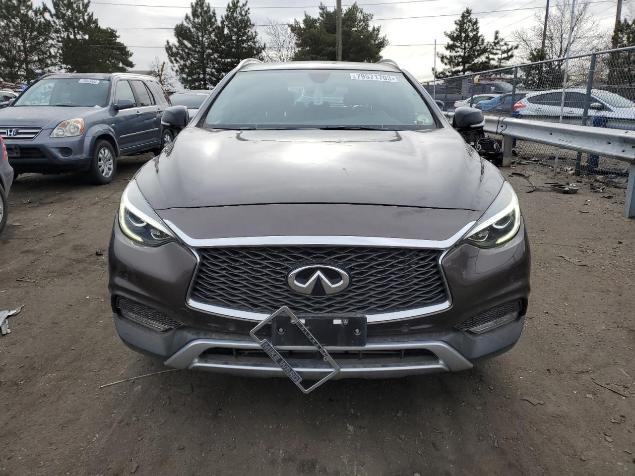 2017 Infiniti Qx30 Base - Фото 5