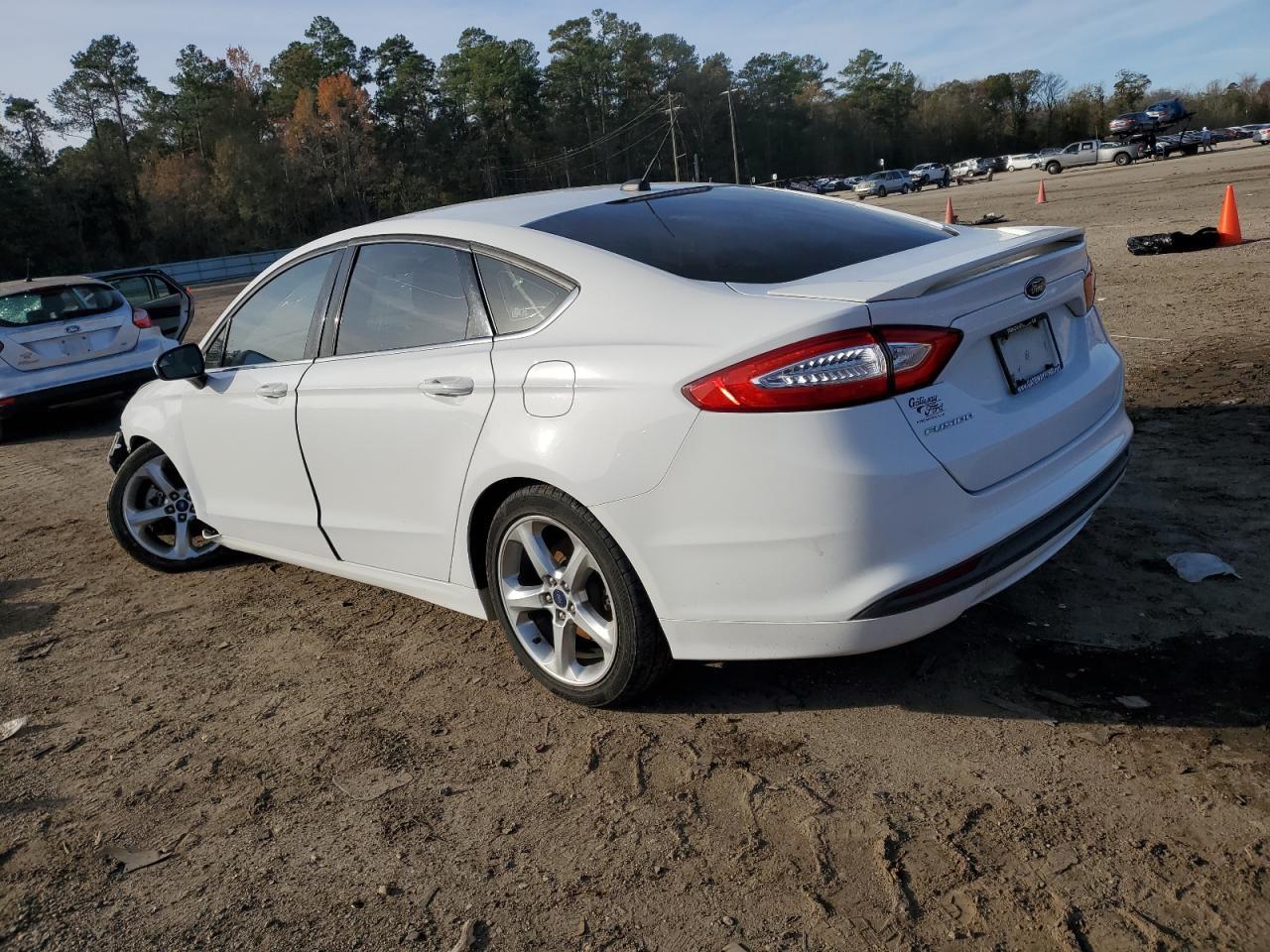 2016 Ford Fusion S - Image 2