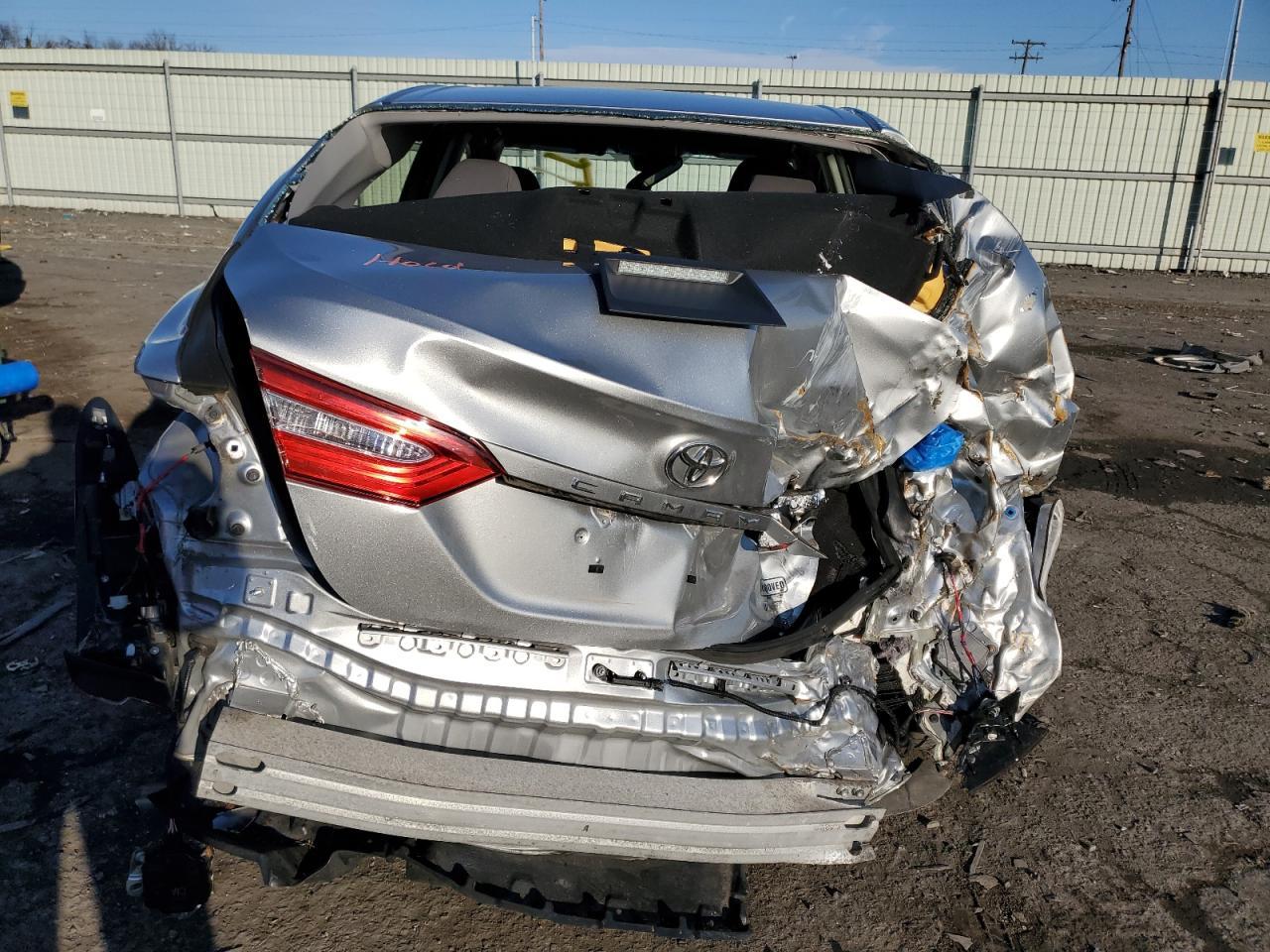 2018 Toyota Camry L - Image 6