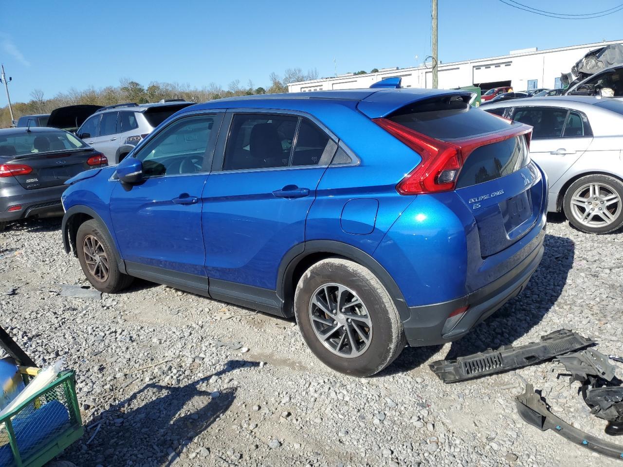 2020 Mitsubishi Eclipse Cross Es - Image 2