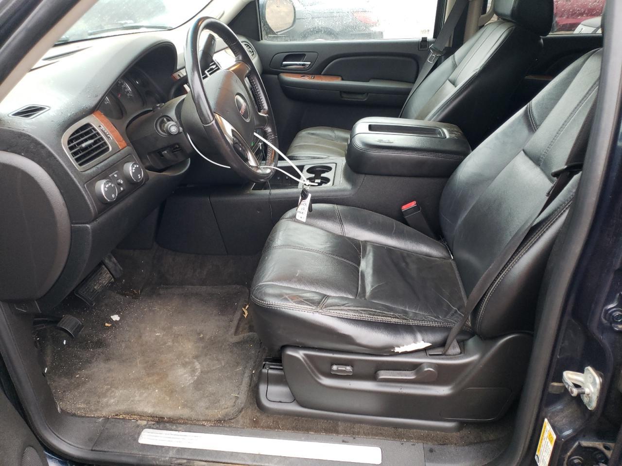 2007 GMC Yukon - Image 7