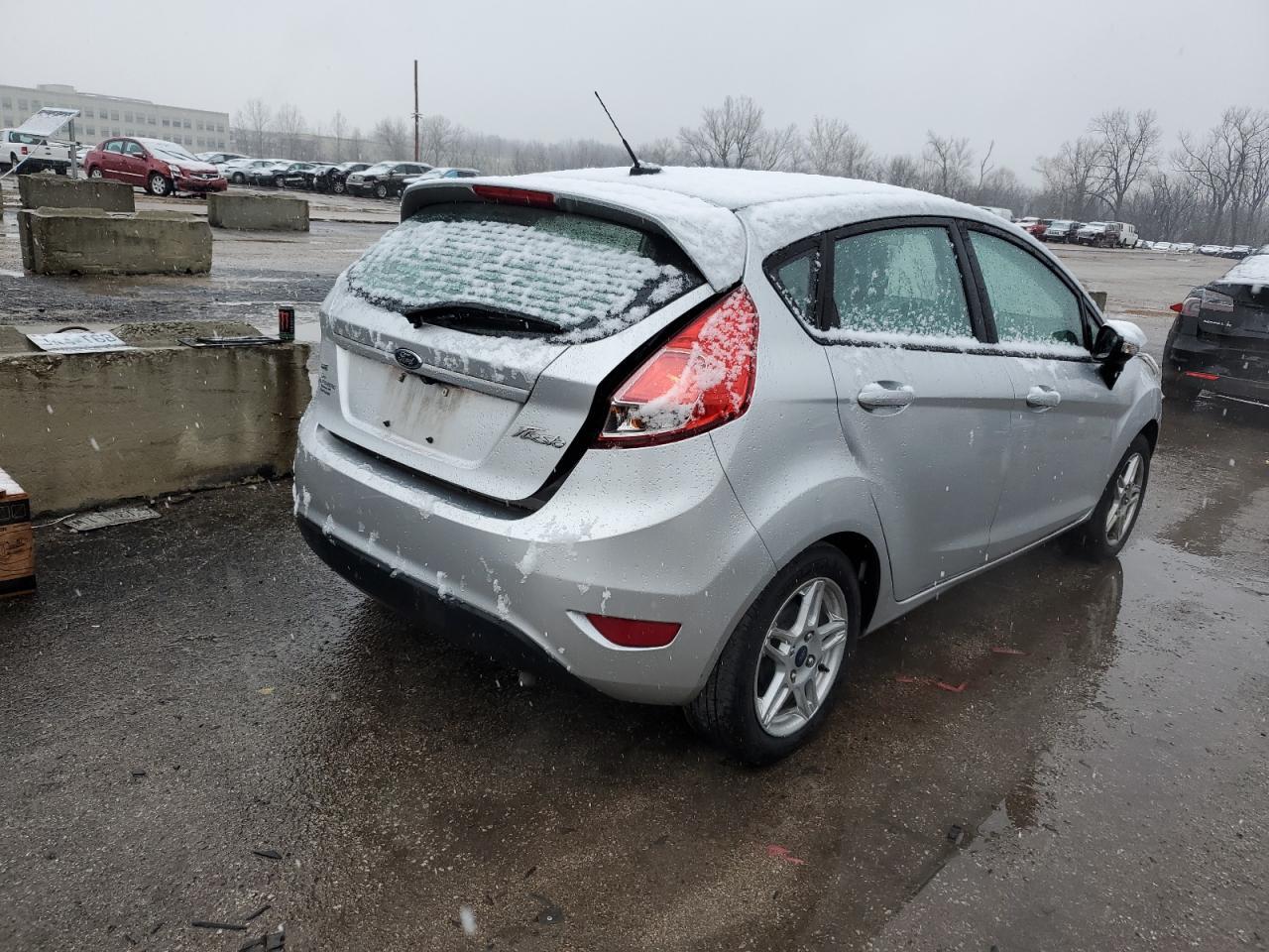 2019 Ford Fiesta Se - Фото 3