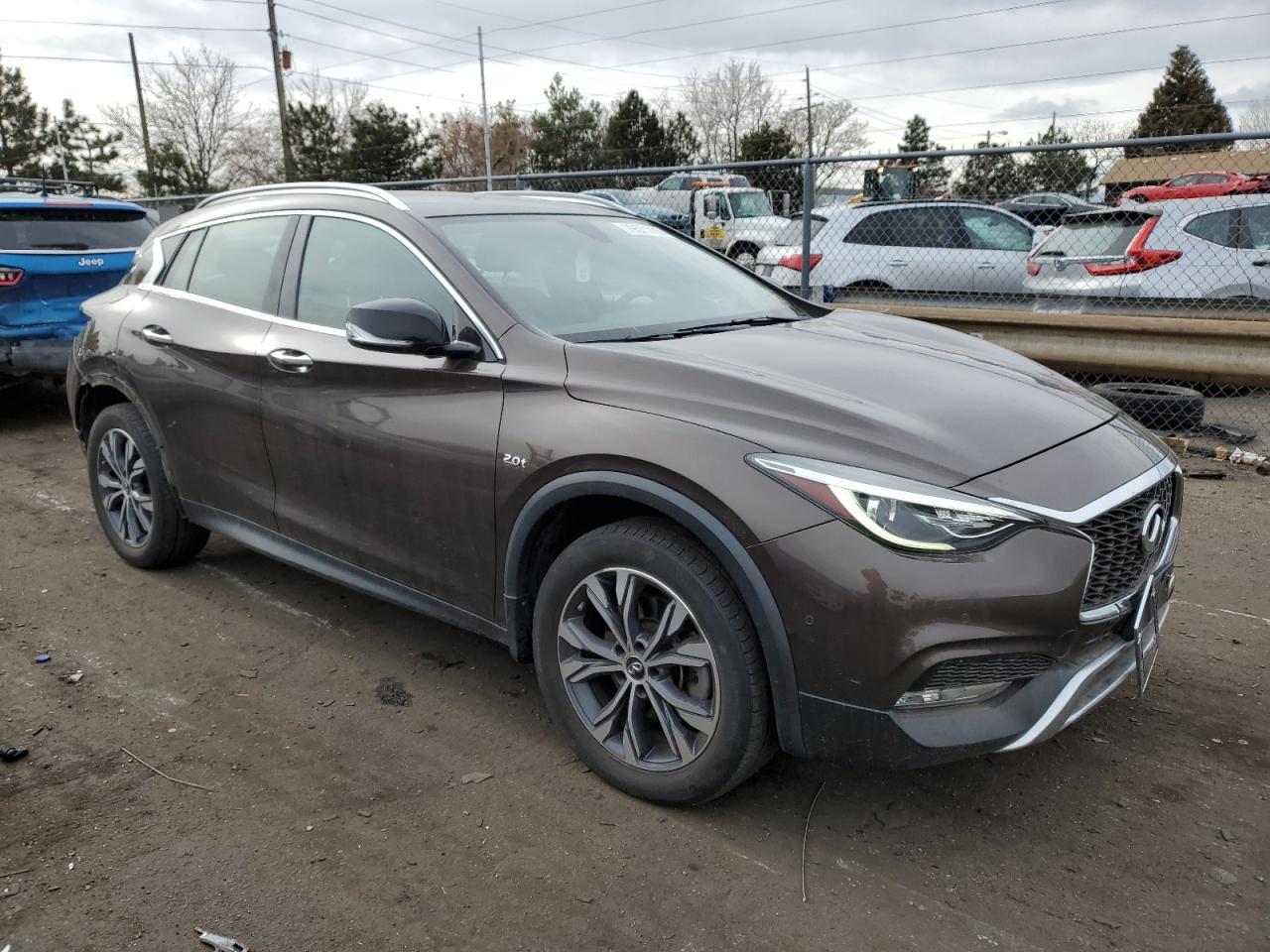 2017 Infiniti Qx30 Base - Фото 4