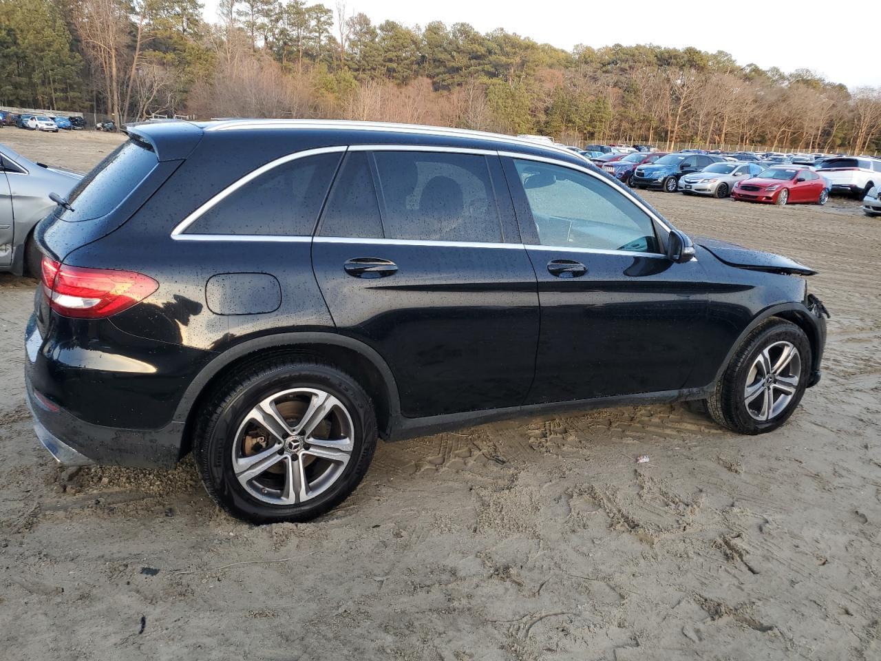 2019 Mercedes Benz Glc - Фото 3