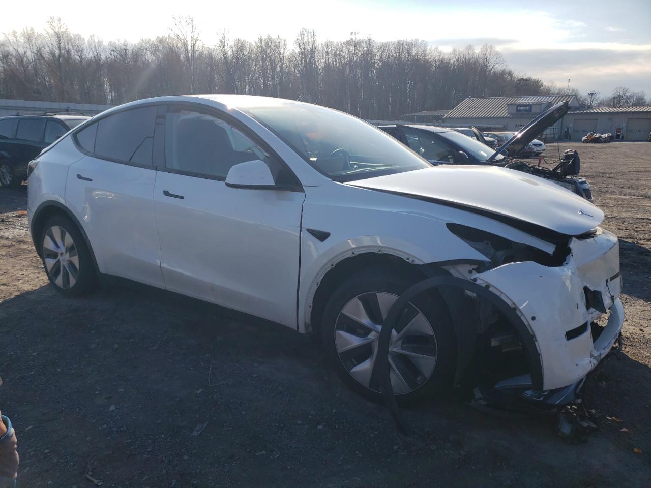 2021 Tesla Model Y - Фото 4