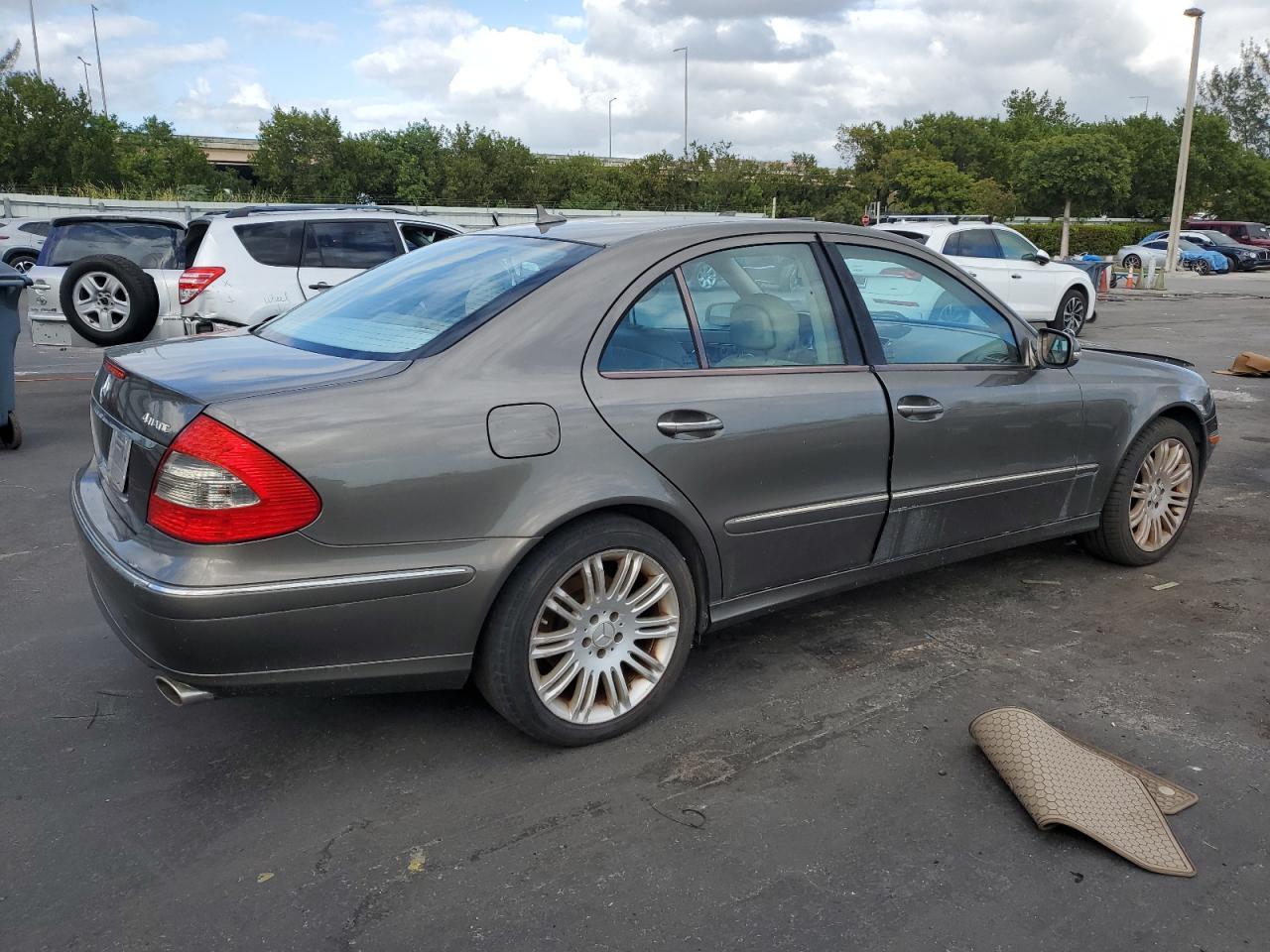 2008 Mercedes-Benz E 350 4Matic - Image 3