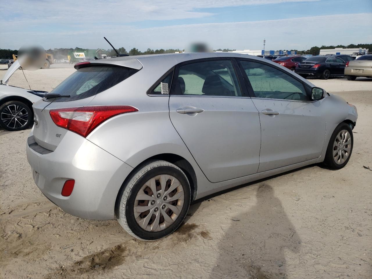 2016 Hyundai Elantra Gt - Фото 3
