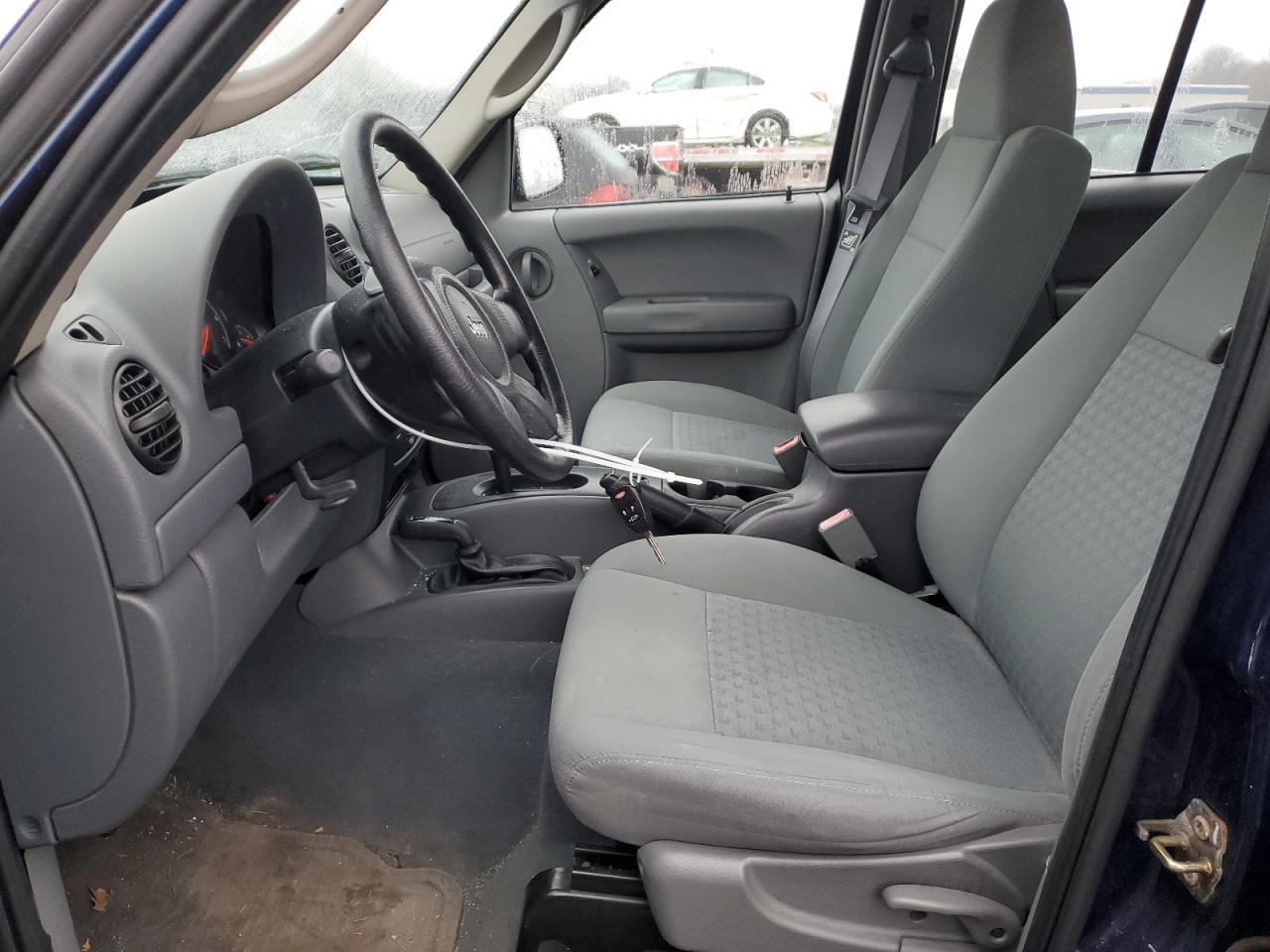 2007 Jeep Liberty Sport - Фото 7
