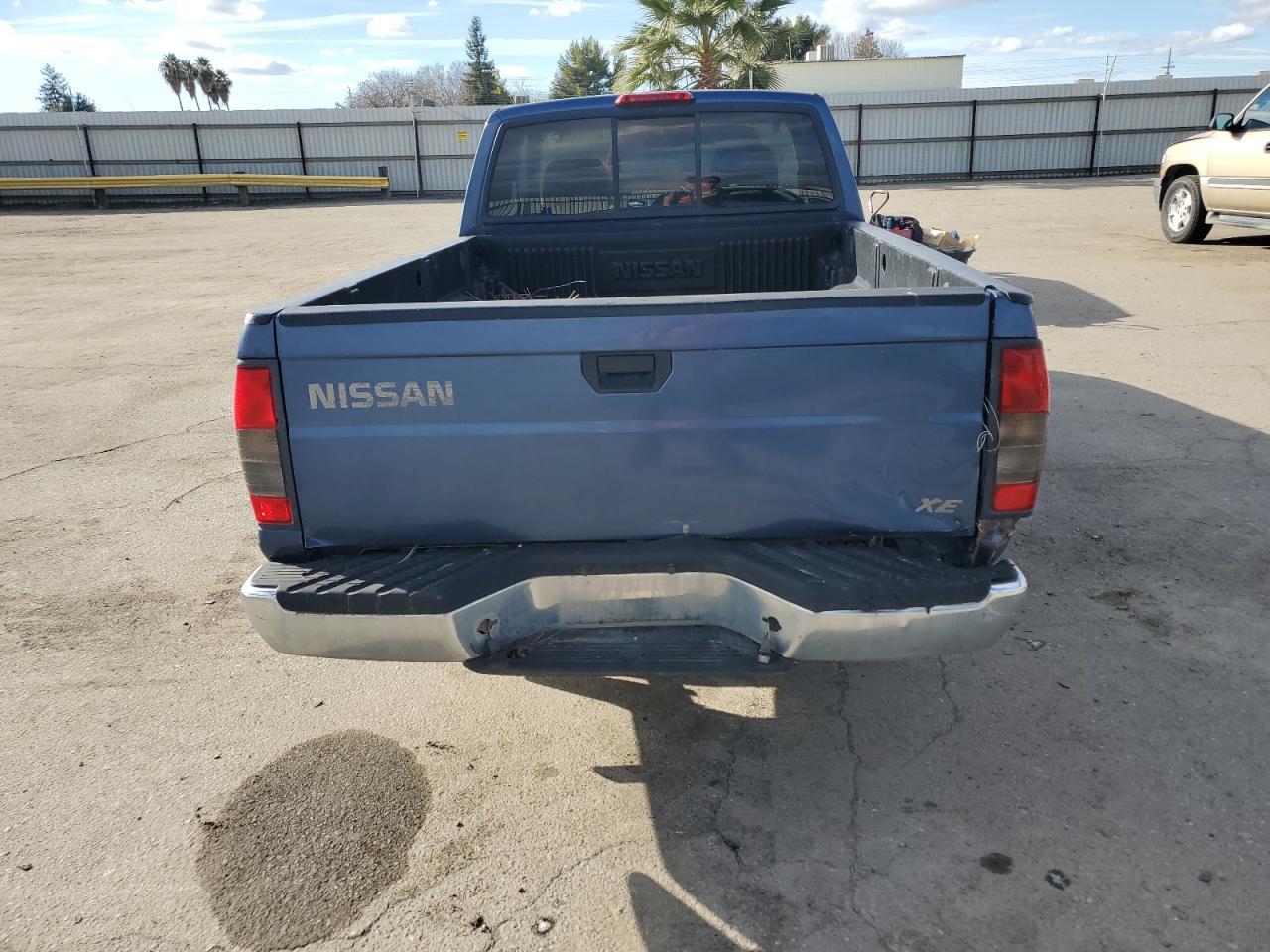 2000 Nissan Frontier King Cab Xe - Фото 6